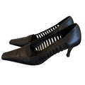 Gucci Vintage Tom Ford Era Cut-Out Leather Pumps 38.5 US 8