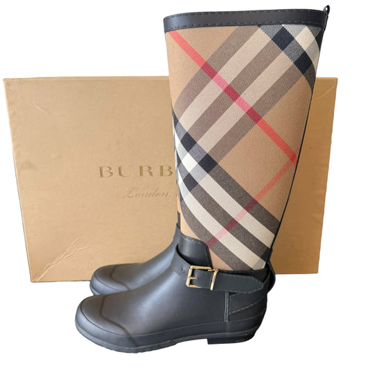 BOOTS BURBERRY PLAID 7