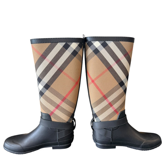BOOTS BURBERRY PLAID 7