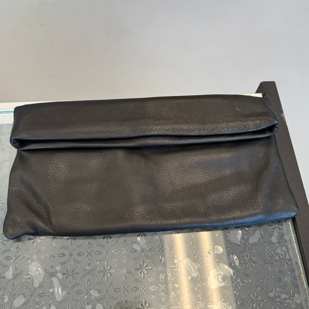 CLUTCH INDIA HICKS BLACK O/S