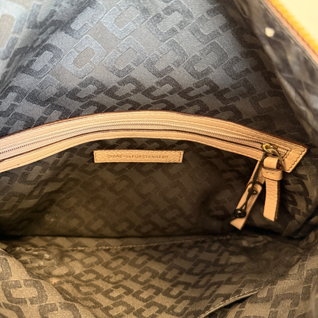 CLUTCH DIANE VON FURSTENBERG BEIGE O/S
