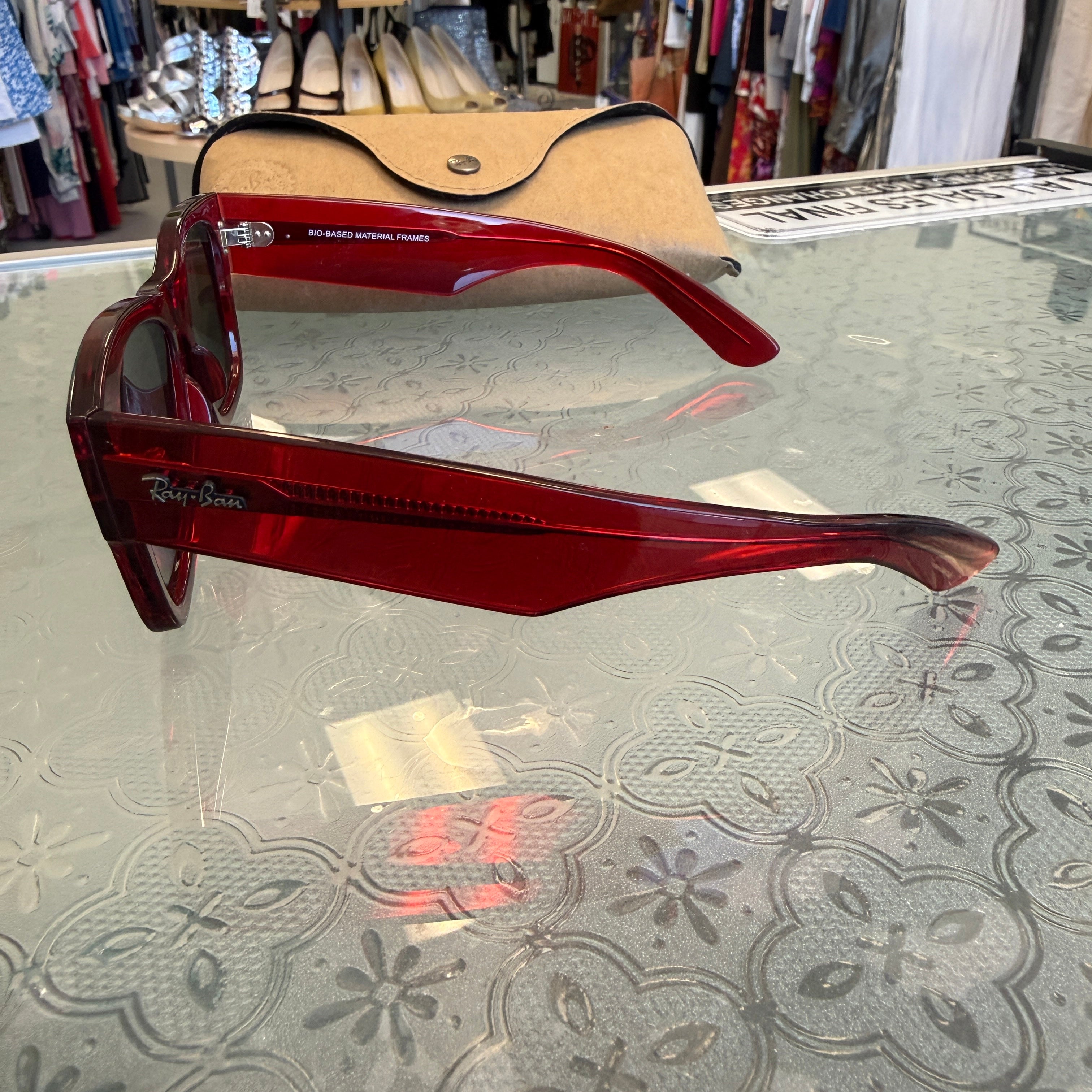 SUNGLASSES RAY BAN RED O/S