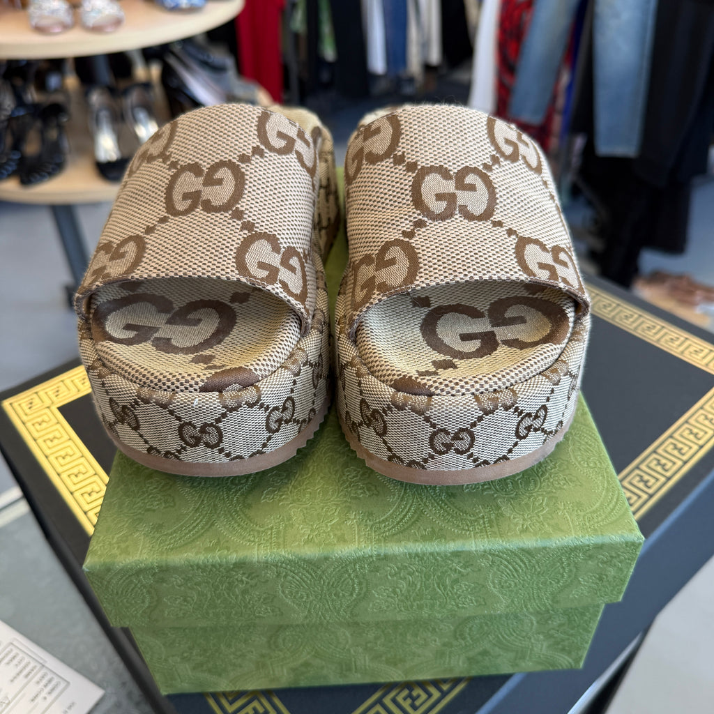 SLIDES GUCCI BEIGE 38.5 US 8